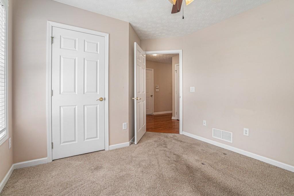 920 Village View Circle