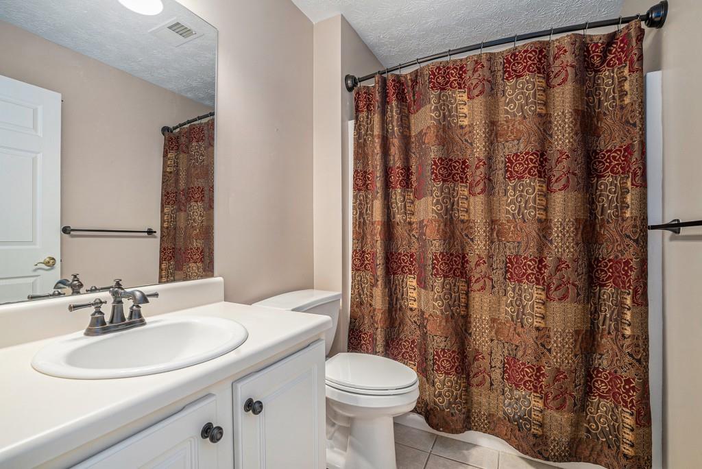 920 Village View Circle