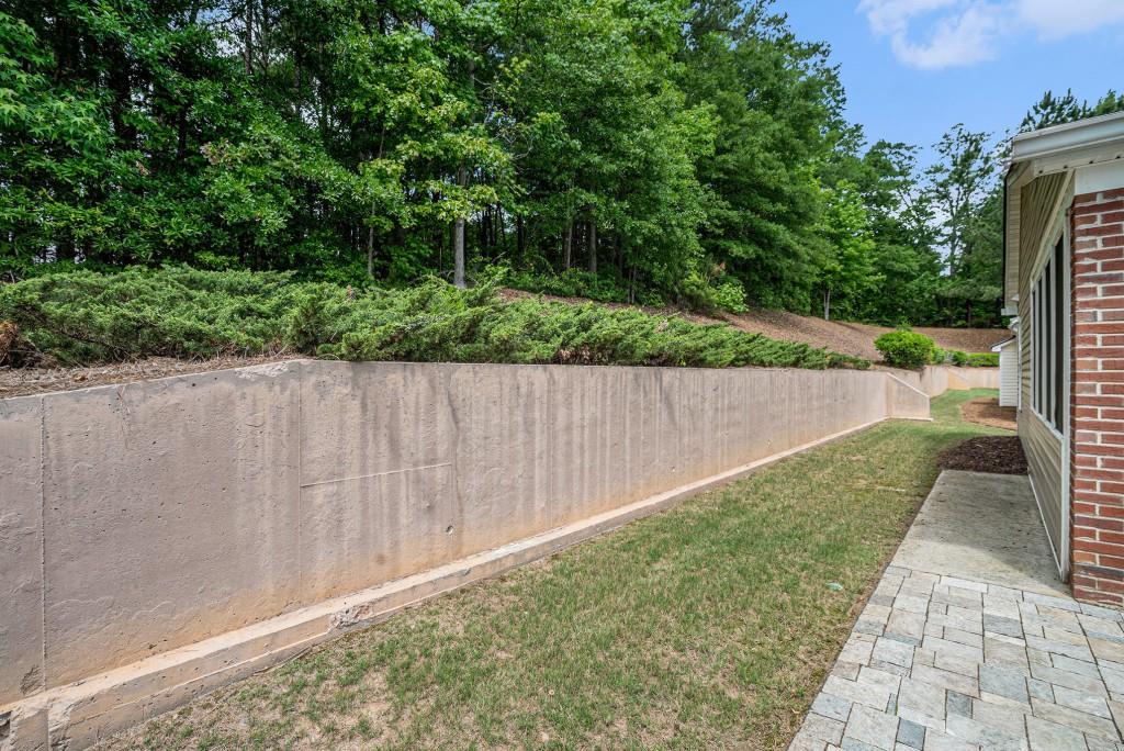 920 Village View Circle