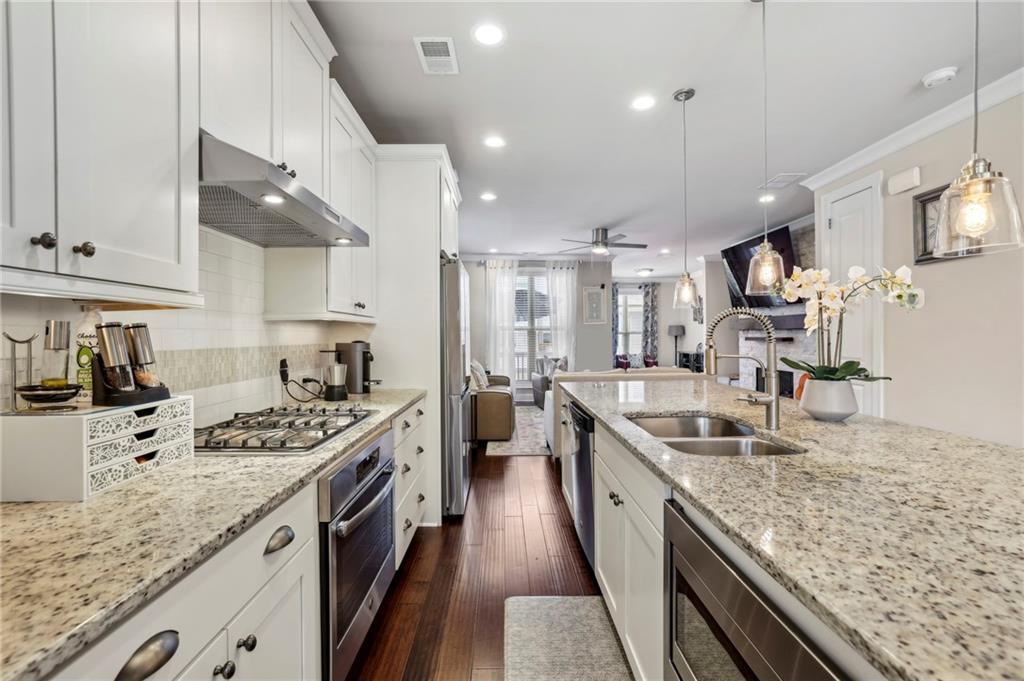 229 Bedford Alley