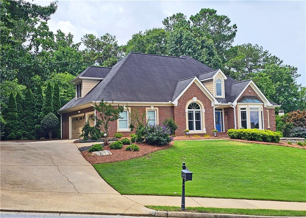 215 Settindown Court