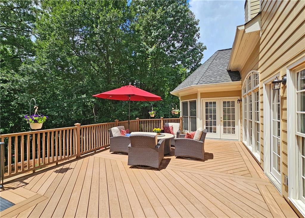 215 Settindown Court