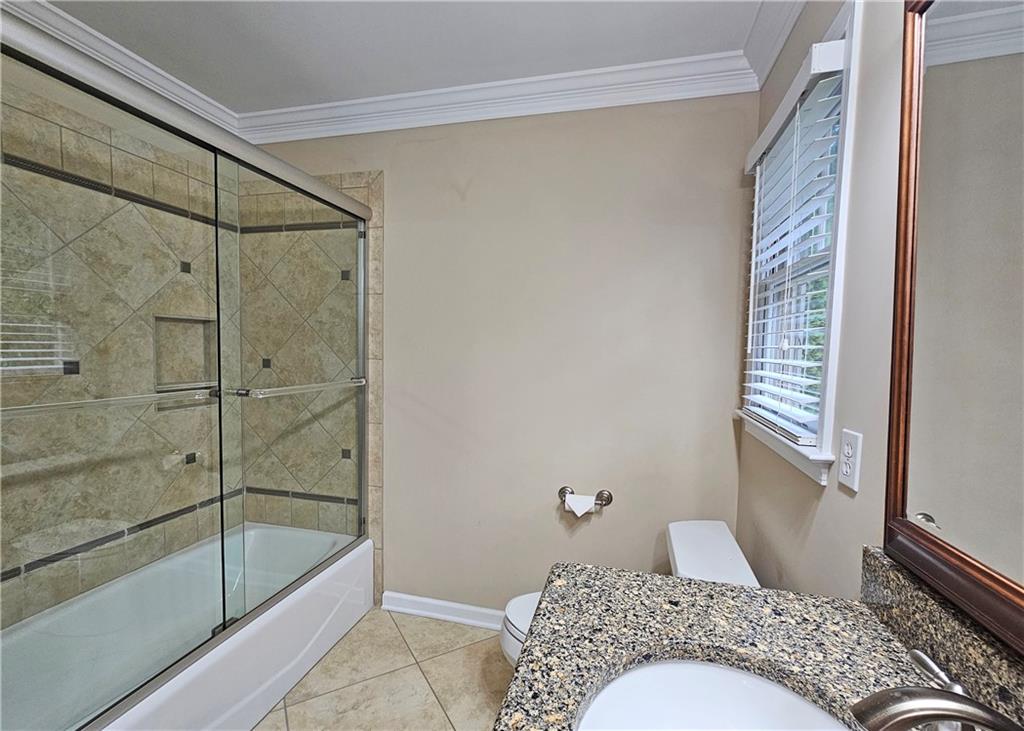 215 Settindown Court