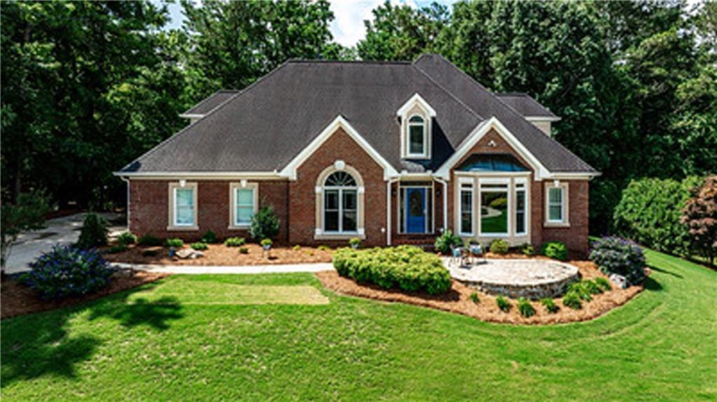 215 Settindown Court