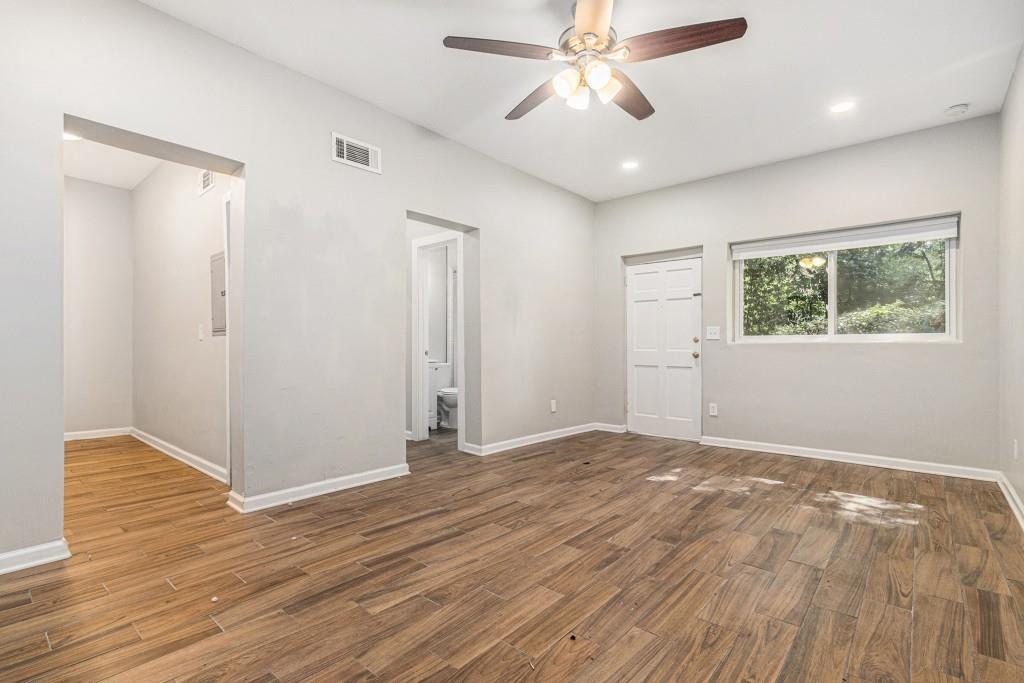 343 8th Street NE Unit T2