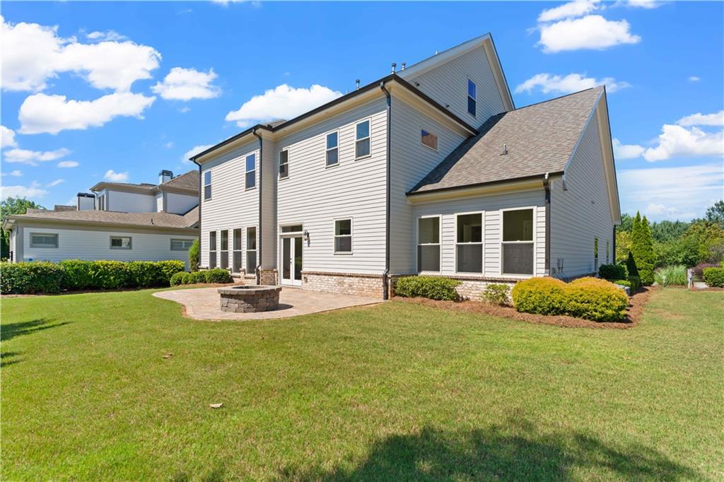 10015 Grandview Square