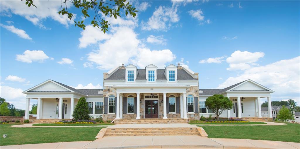 10015 Grandview Square