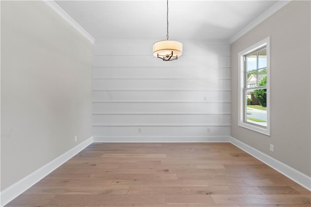 10015 Grandview Square