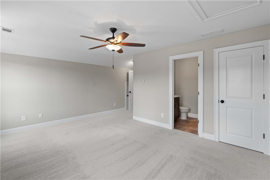 10015 Grandview Square