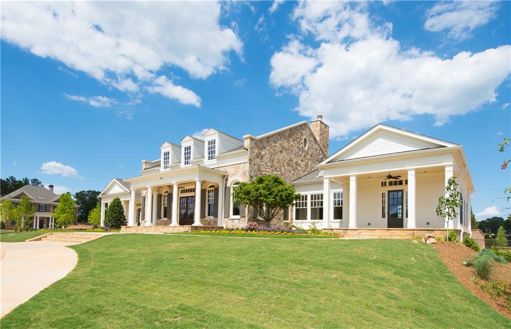 10015 Grandview Square