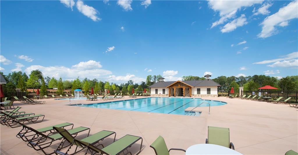 10015 Grandview Square