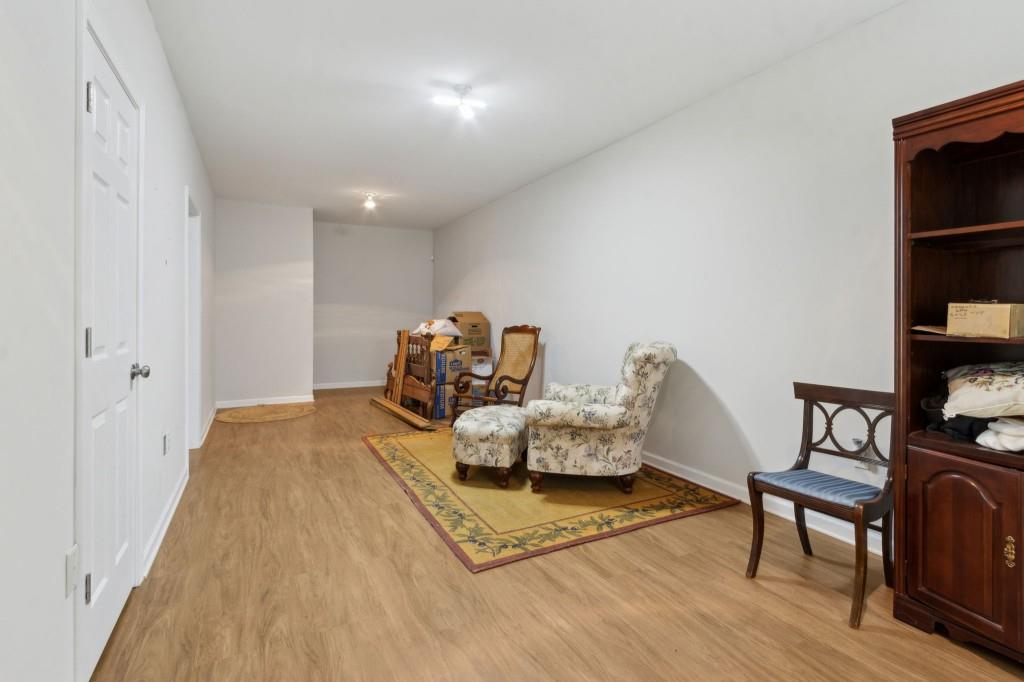 2402 Jasmine Glen Drive