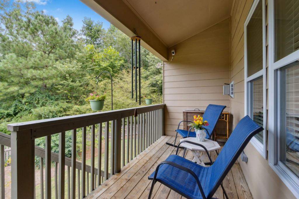 2402 Jasmine Glen Drive