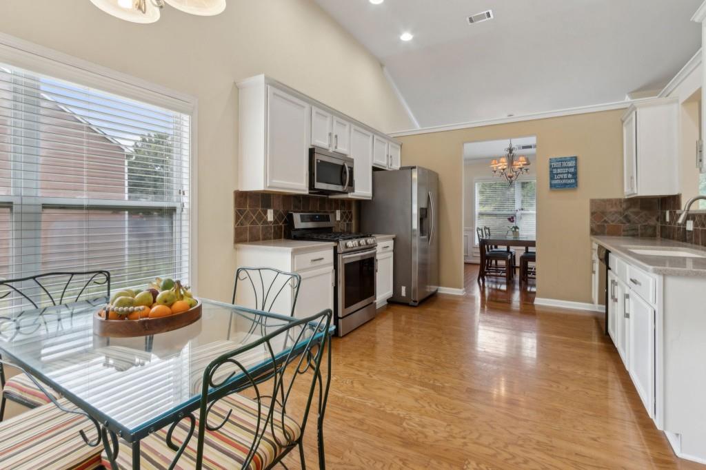 2402 Jasmine Glen Drive