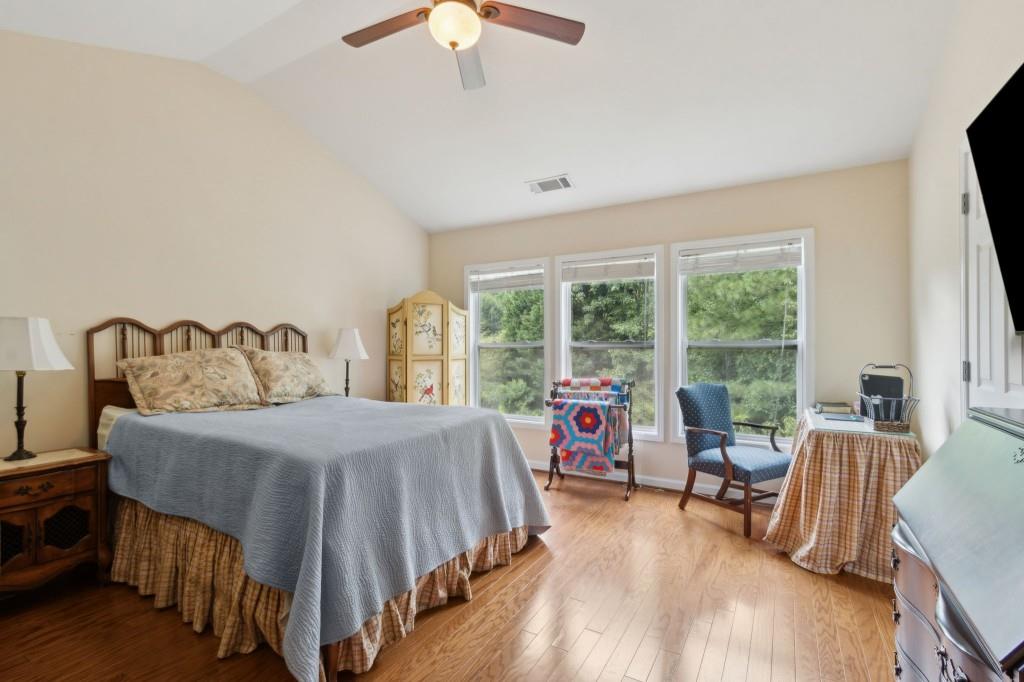 2402 Jasmine Glen Drive