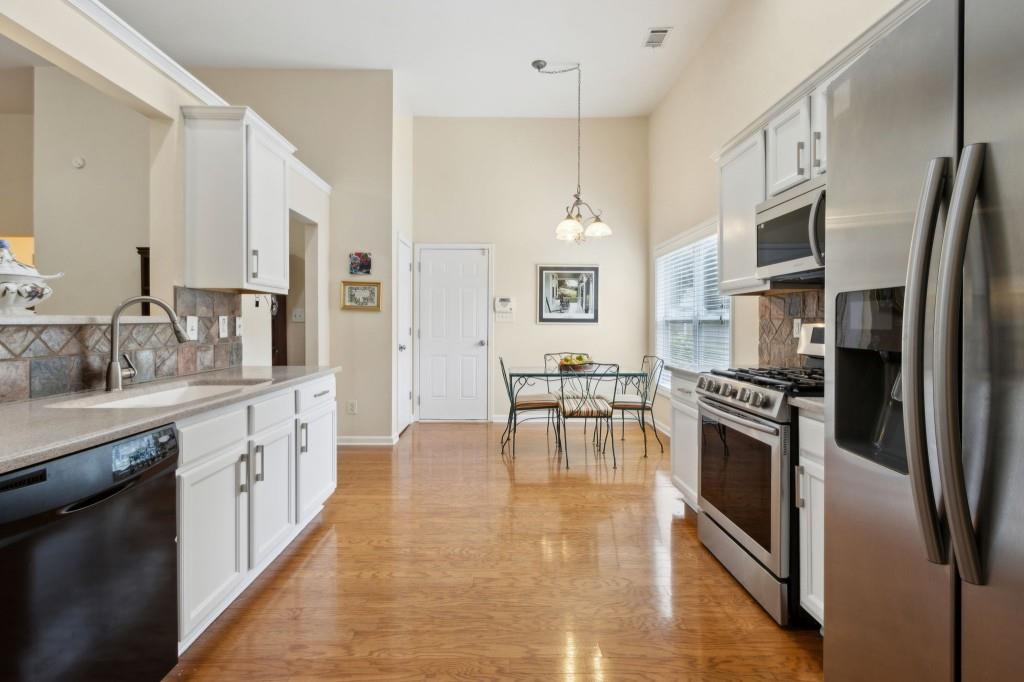 2402 Jasmine Glen Drive