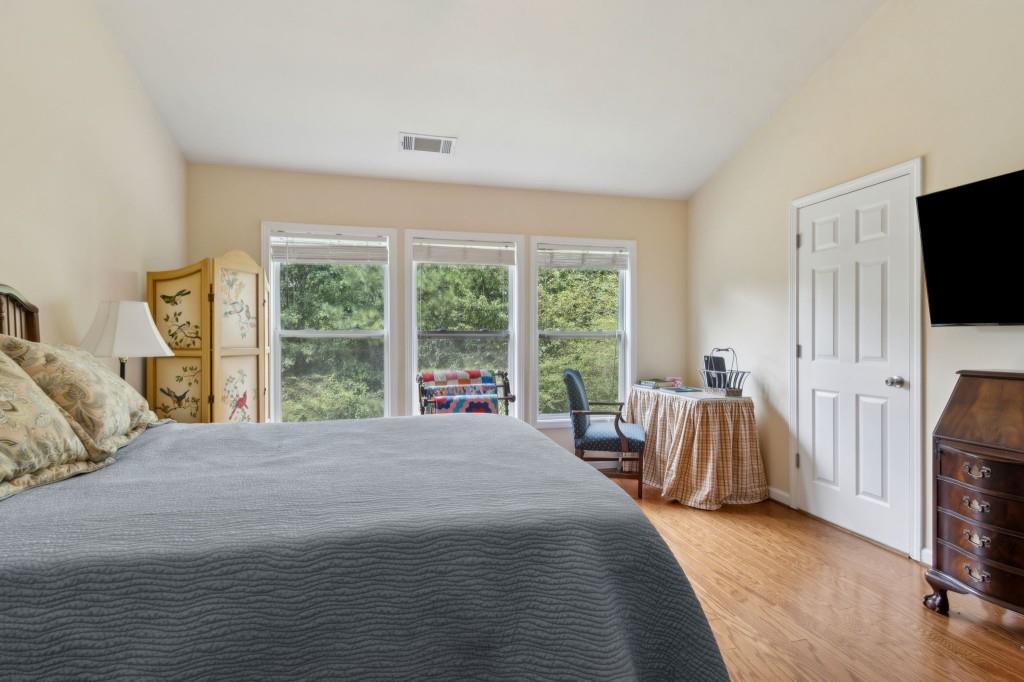 2402 Jasmine Glen Drive