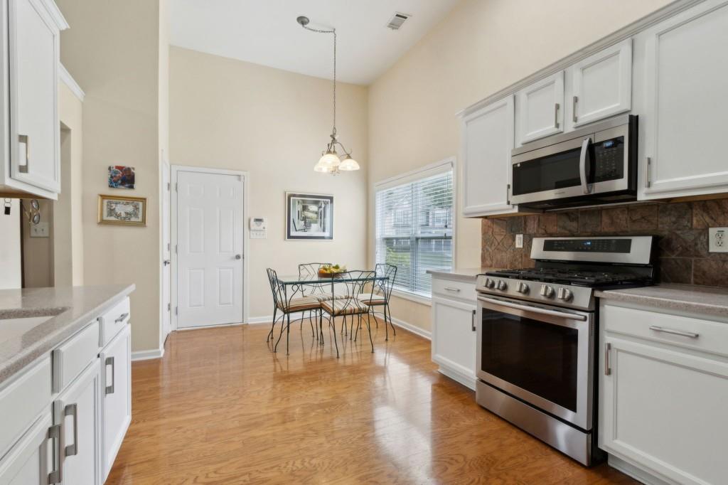 2402 Jasmine Glen Drive