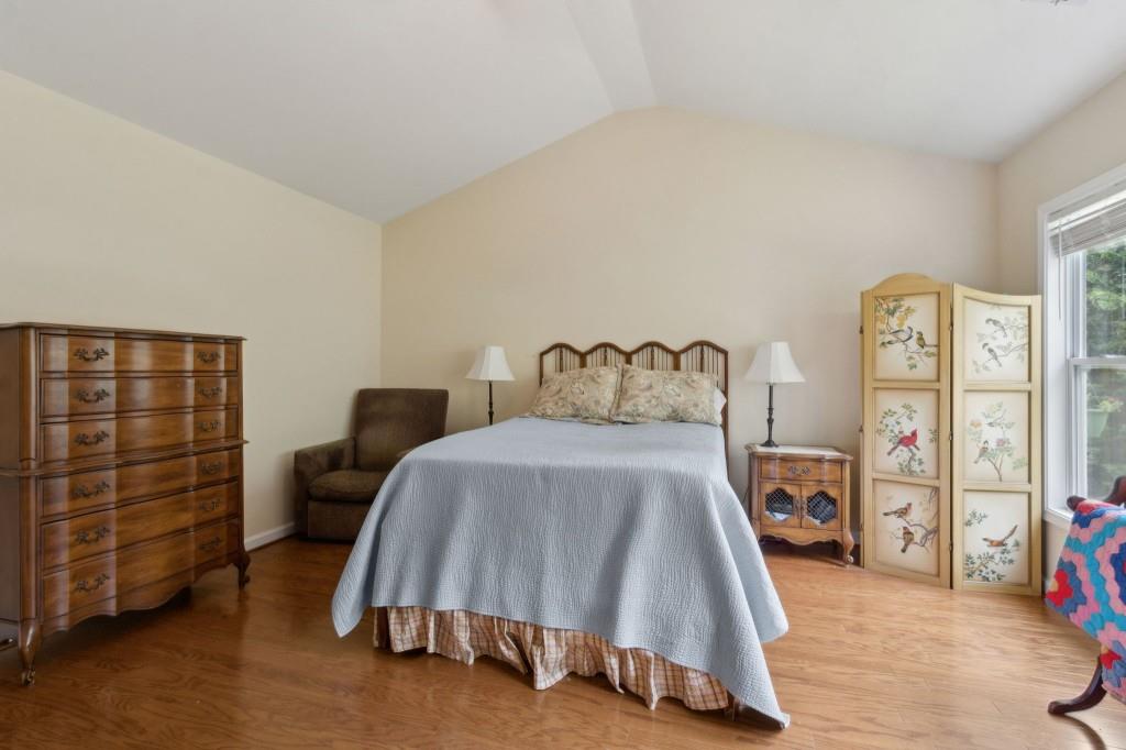 2402 Jasmine Glen Drive