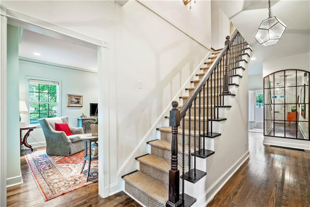 41 Clarendon Avenue