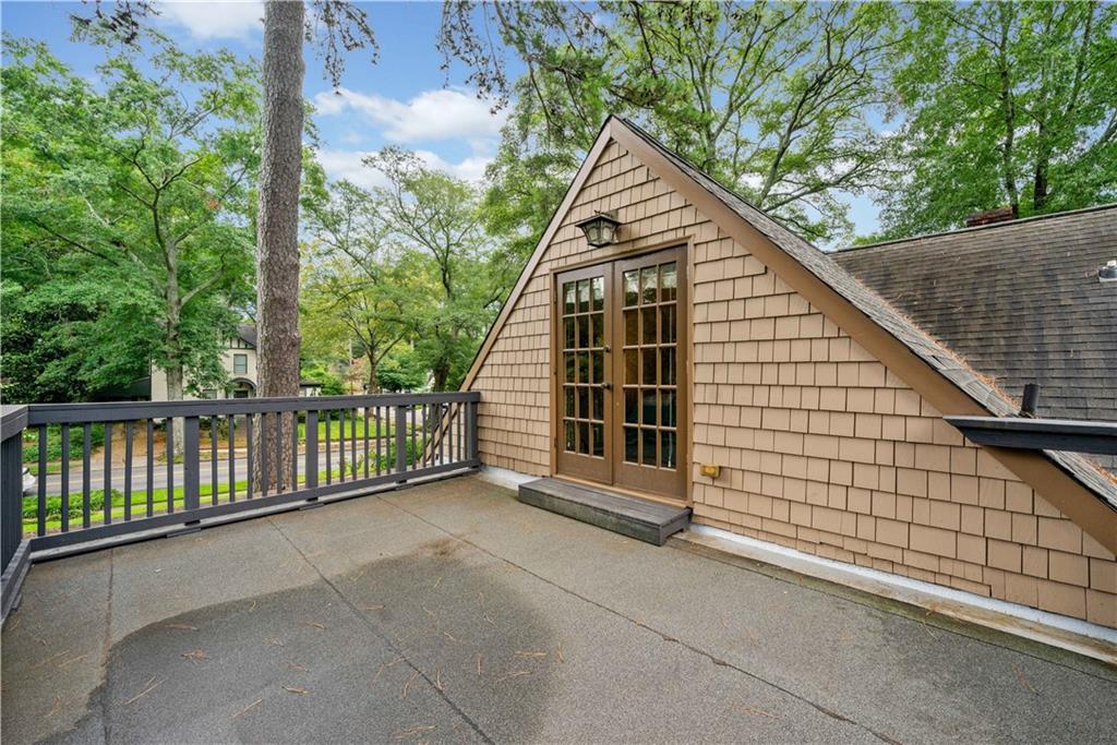 41 Clarendon Avenue