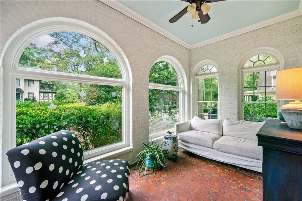 41 Clarendon Avenue