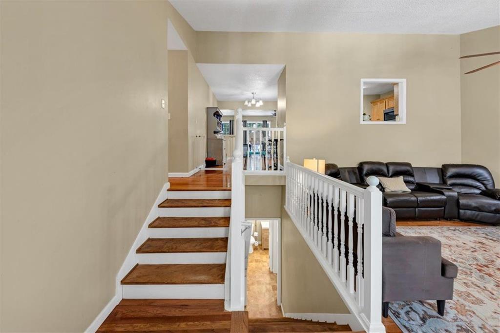 39 ROSEMARY Path
