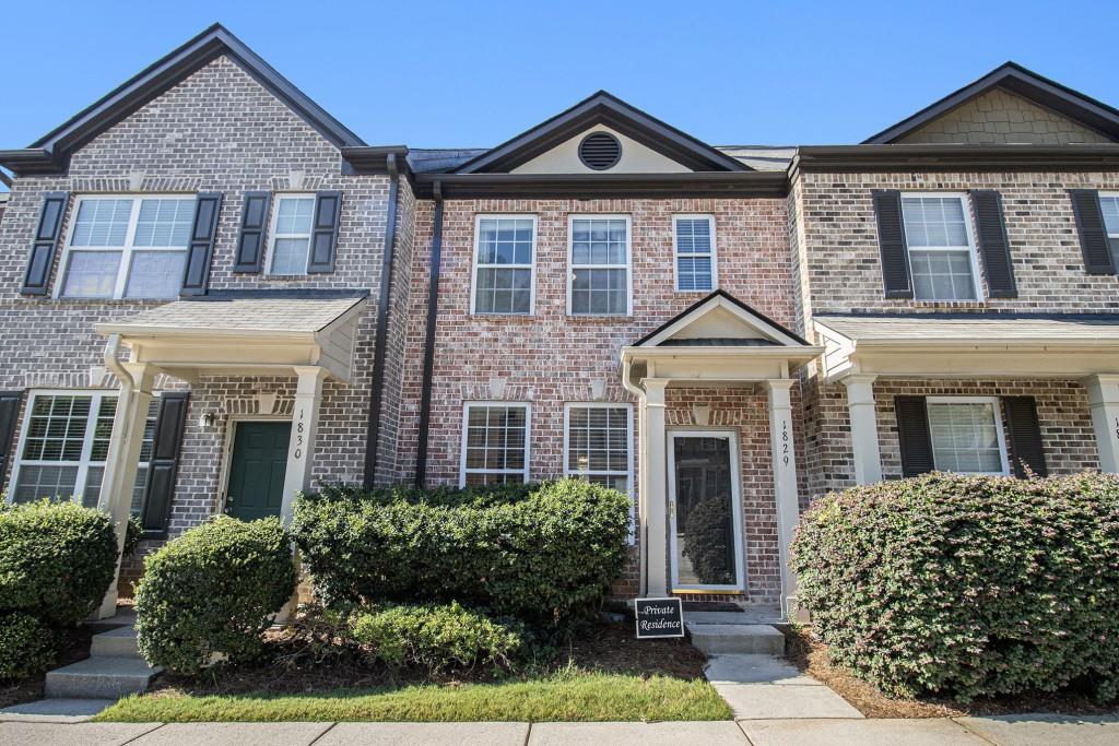 1829 Bayrose Circle