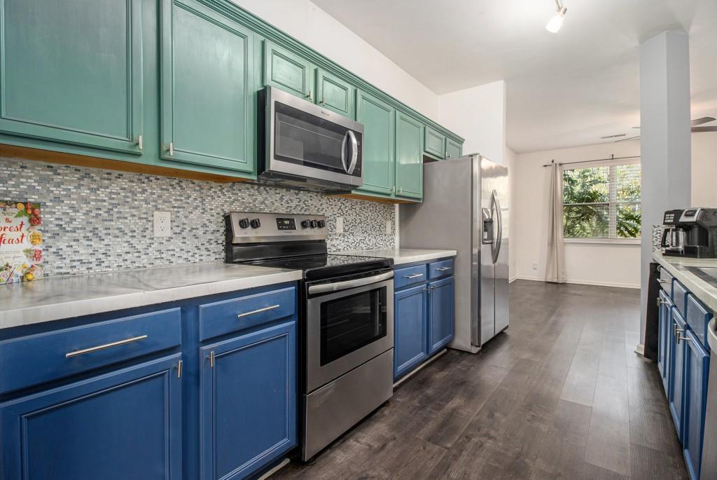 1829 Bayrose Circle