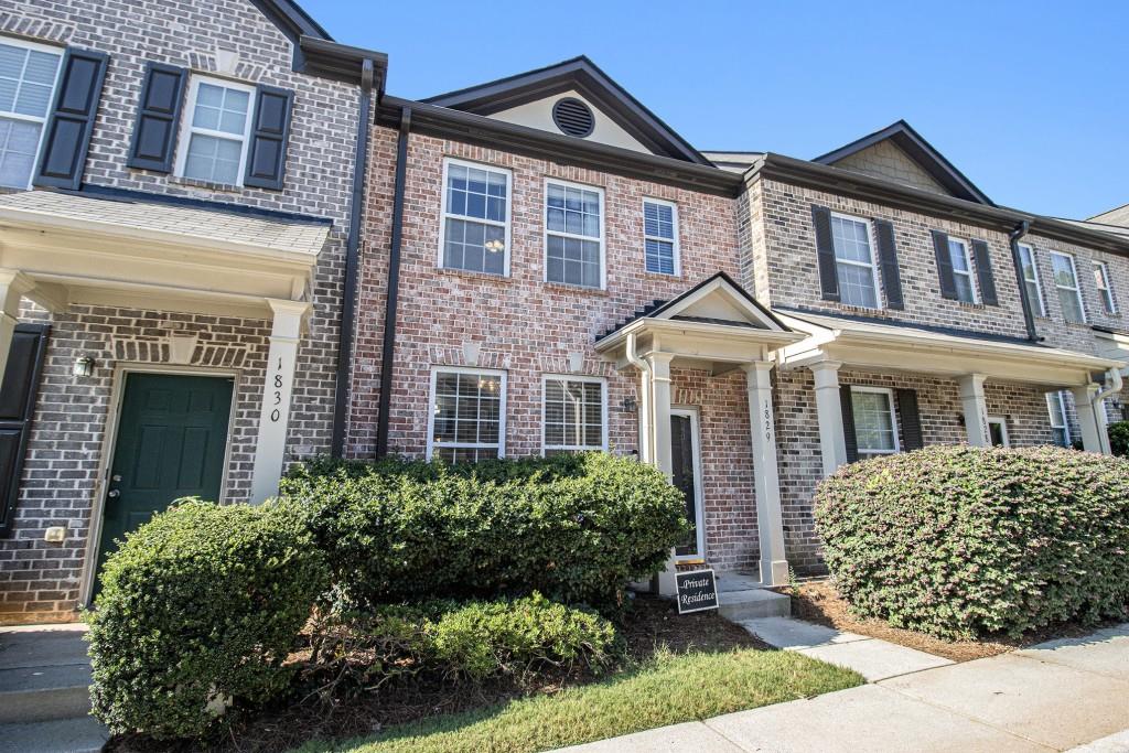 1829 Bayrose Circle