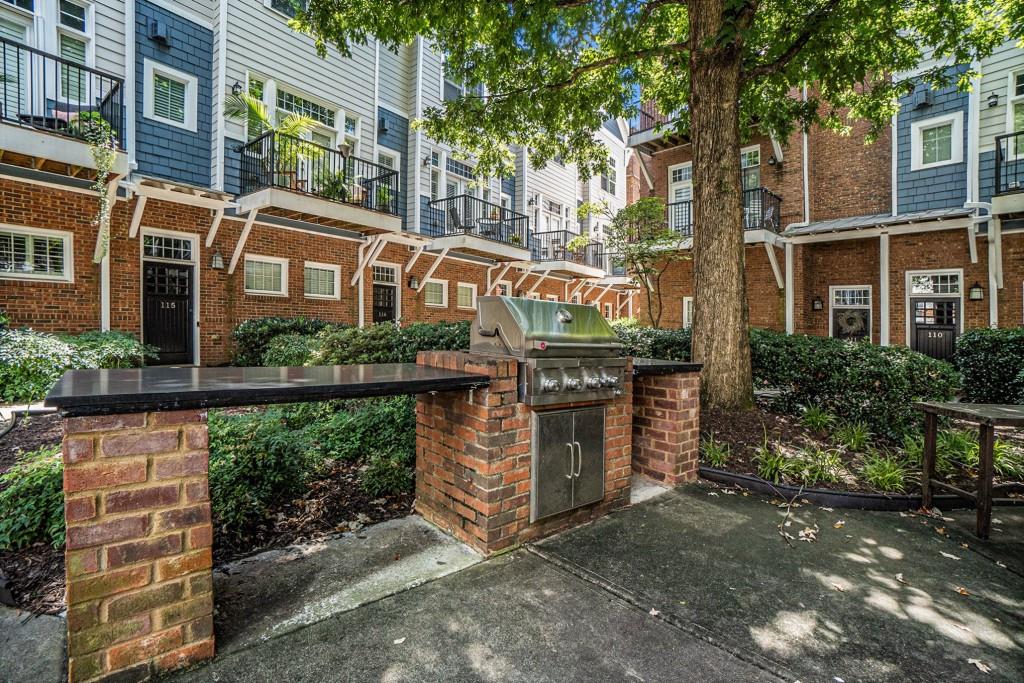 1258 Dekalb Avenue NE Unit 141