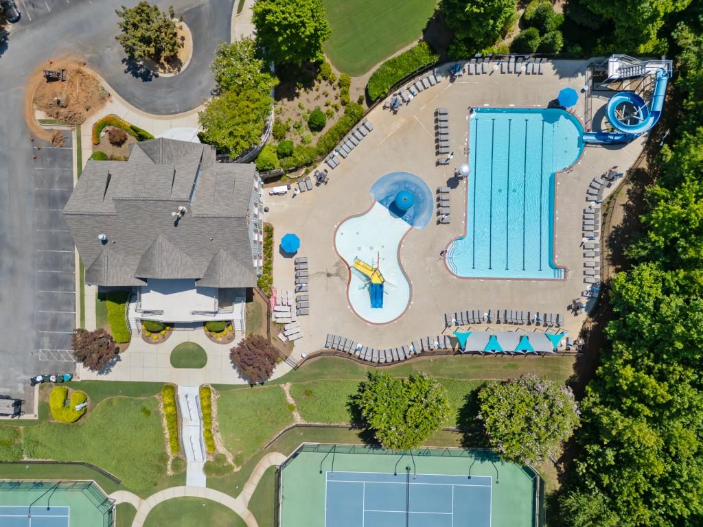 5505 Weddington Drive