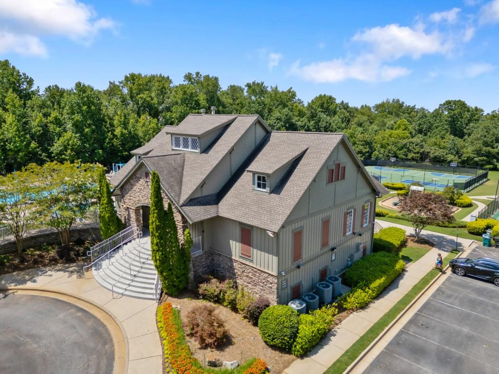 5505 Weddington Drive