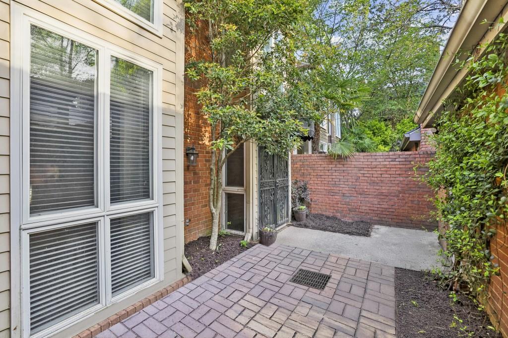 45 Willow