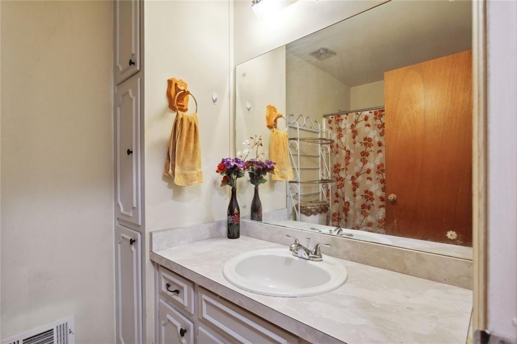 1387 John Robert Drive Drive