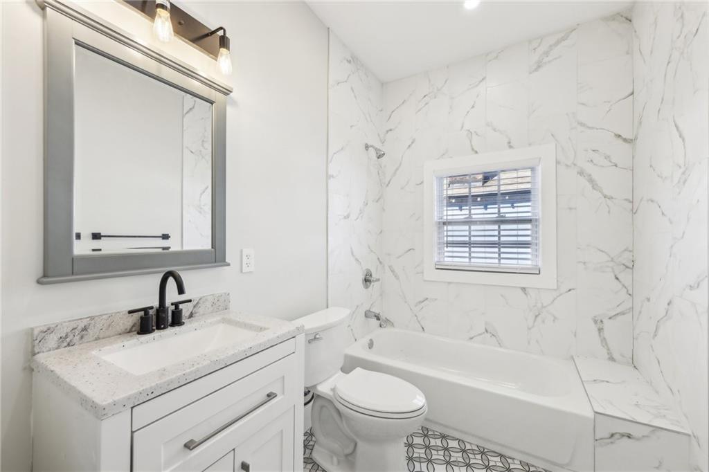 793 Joseph E Boone Boulevard NW