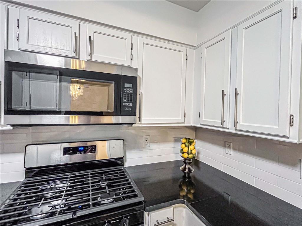 3150 Stratford Green Place