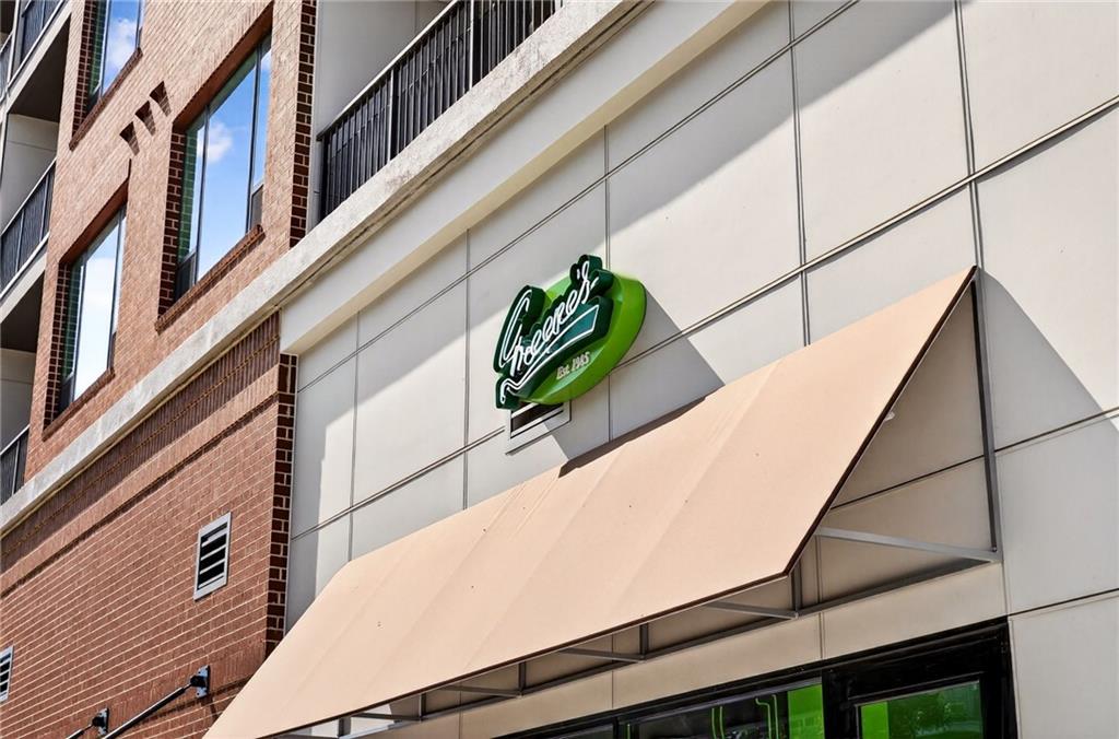 2603 Apple Valley Road NE