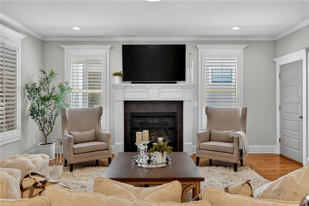 2603 Apple Valley Road NE