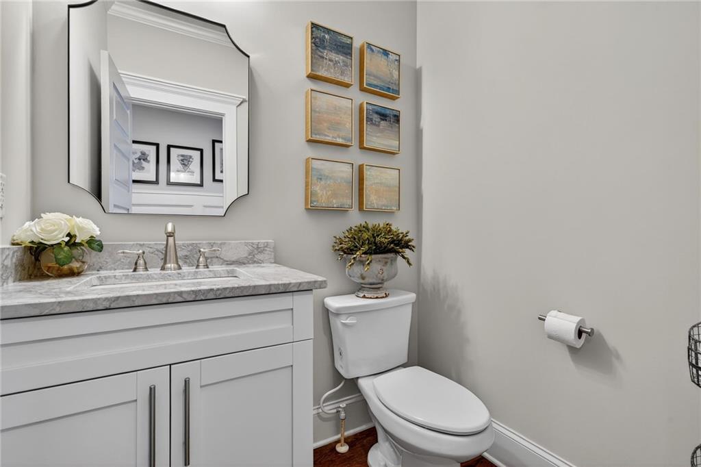 2603 Apple Valley Road NE