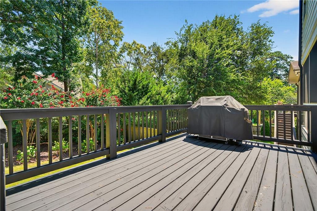 2603 Apple Valley Road NE