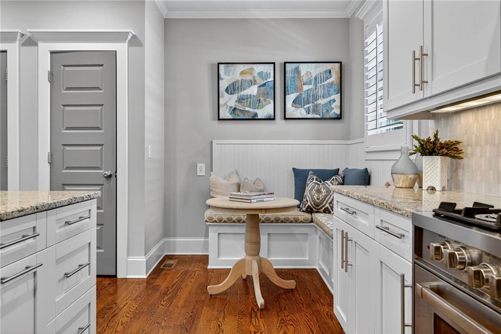 2603 Apple Valley Road NE