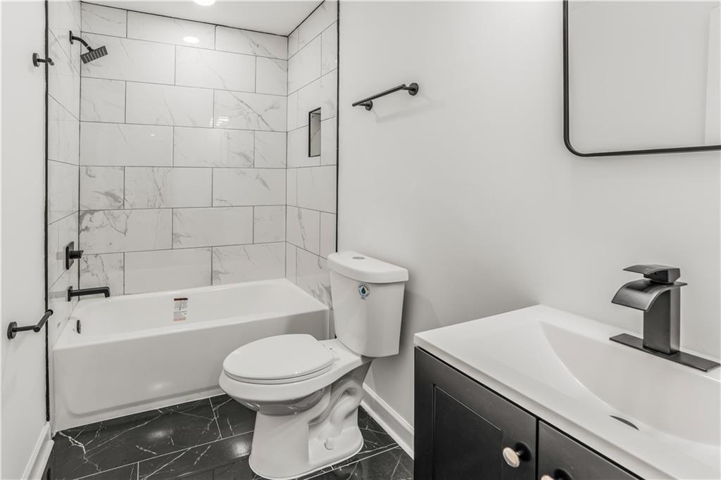 1111 Osborne Street SW