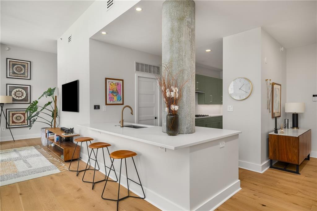 845 Spring Street NW Unit PH4
