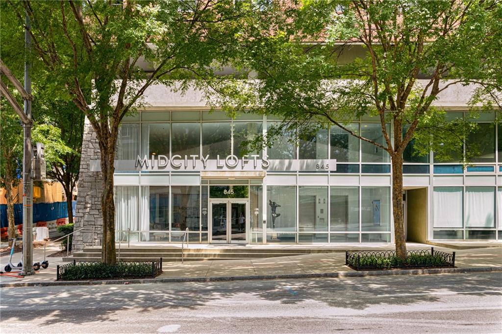 845 Spring Street NW Unit PH4