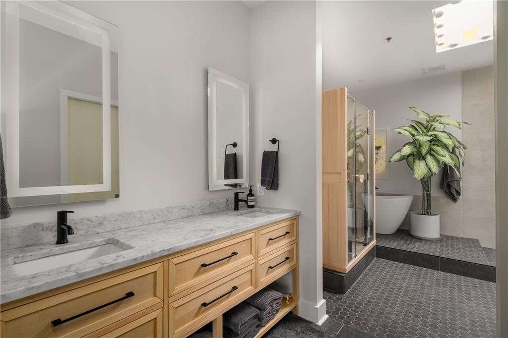 845 Spring Street NW Unit PH4