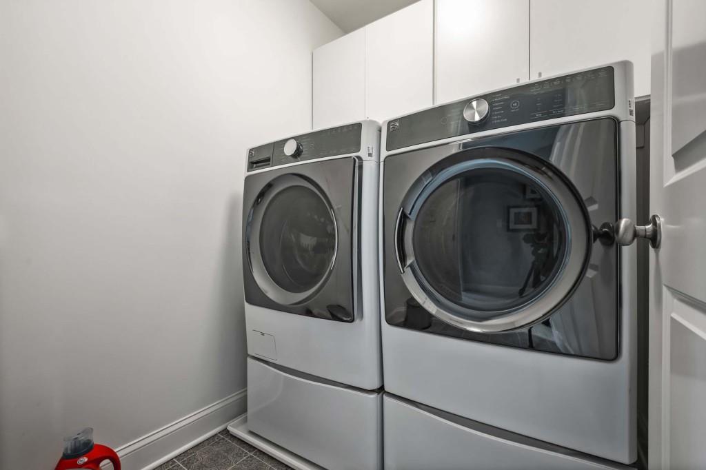 572 Parkside Village Way