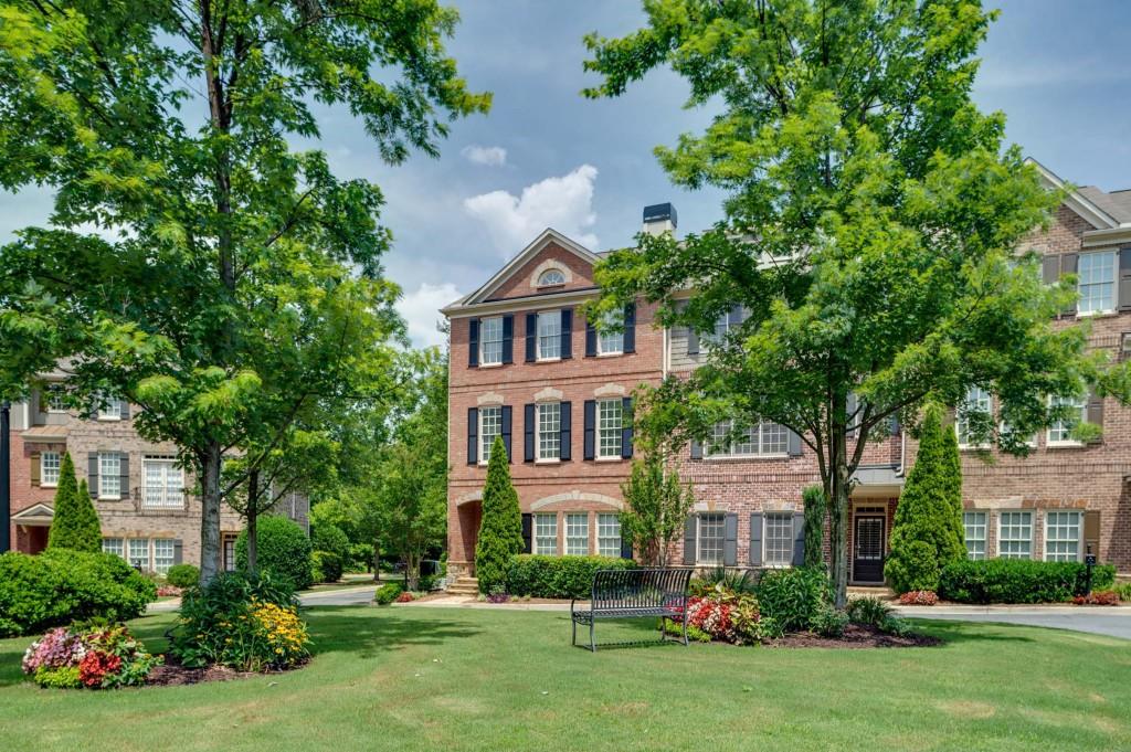 572 Parkside Village Way