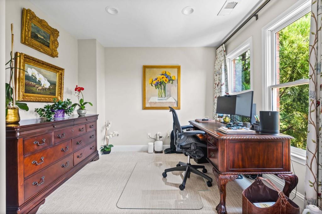 572 Parkside Village Way