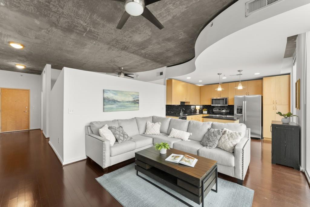 860 Peachtree Street NE Unit 712